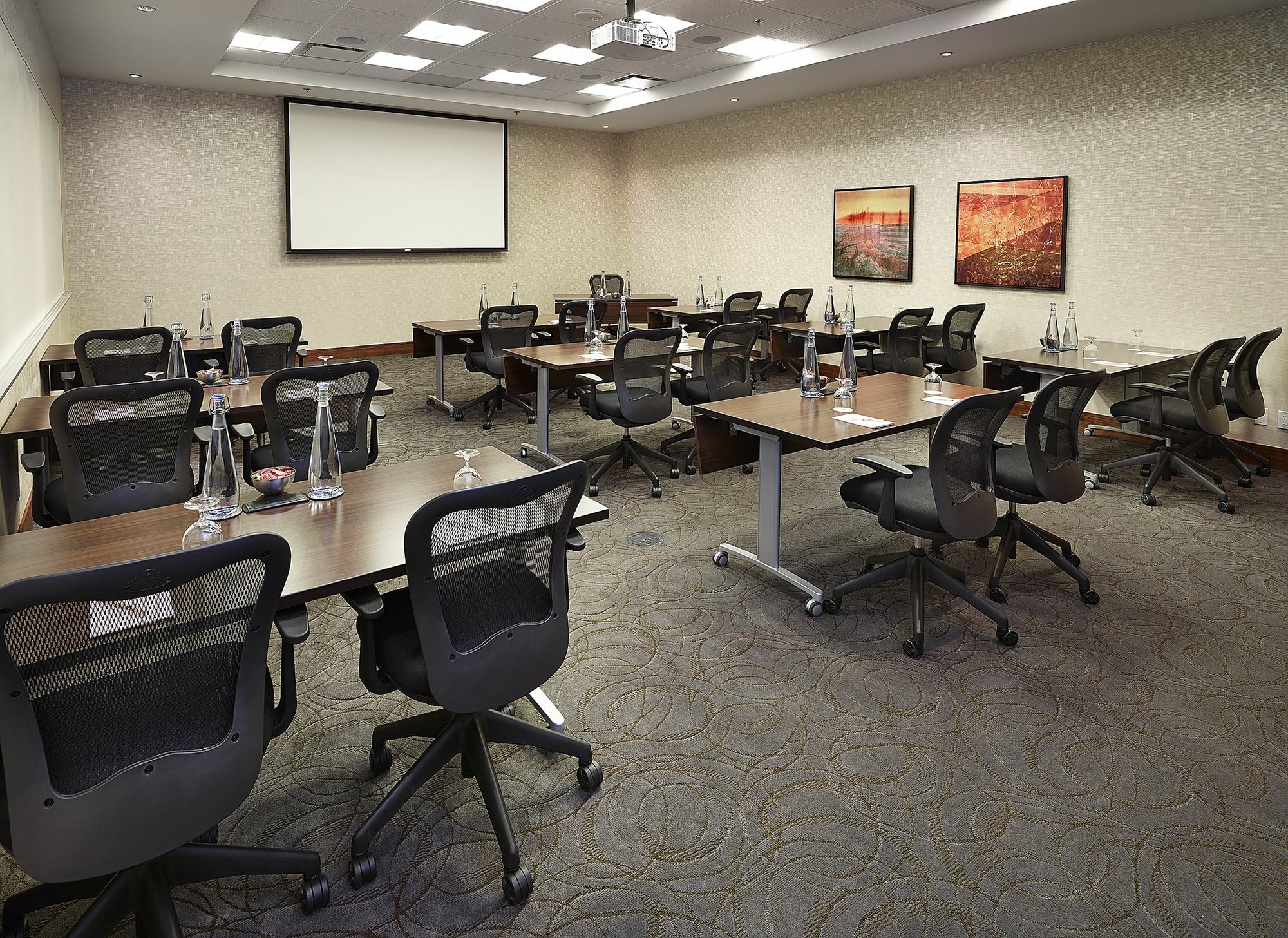Doubletree By Hilton Hotel & Conference Centre Regina Exterior photo